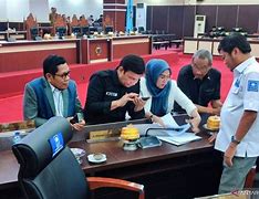 Oknum Dprd Pukul Wanita Di Pinrang Sulawesi Selatan Sekarang